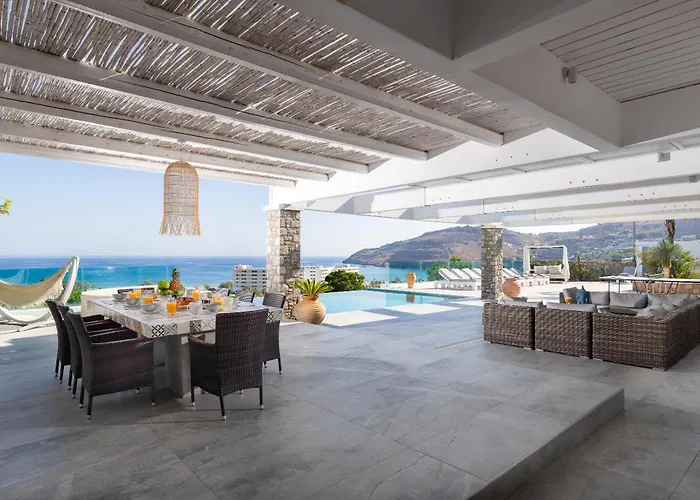 Modern Luxury Vilă *